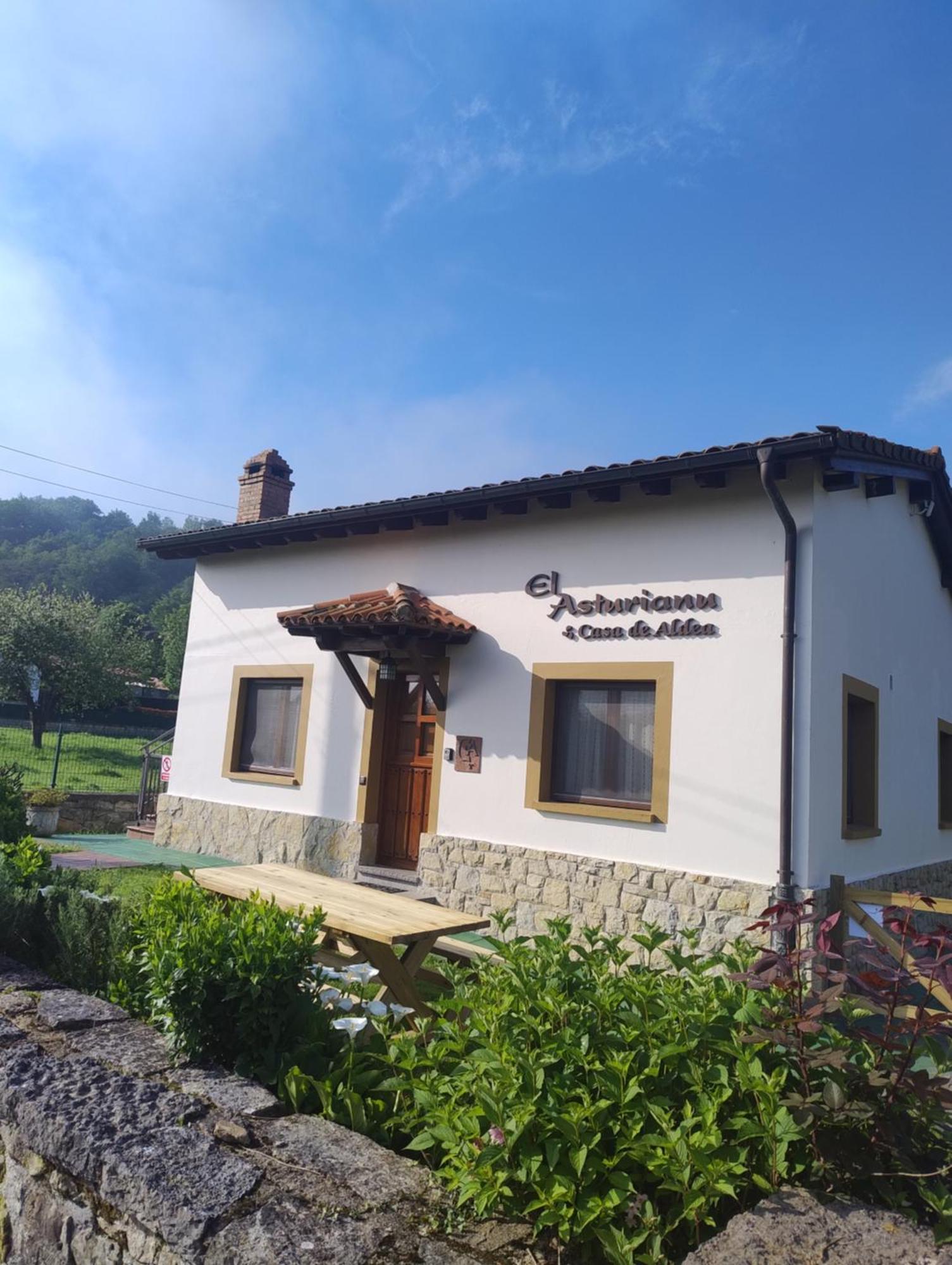 El Asturianu Villa Onís Kültér fotó